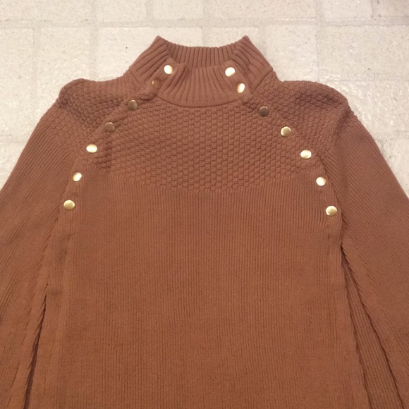 RUSTIC COLOR SWEATER WITH SNAPS! - Picture 7 of 8